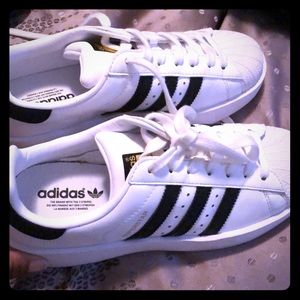 Women adidas shoes